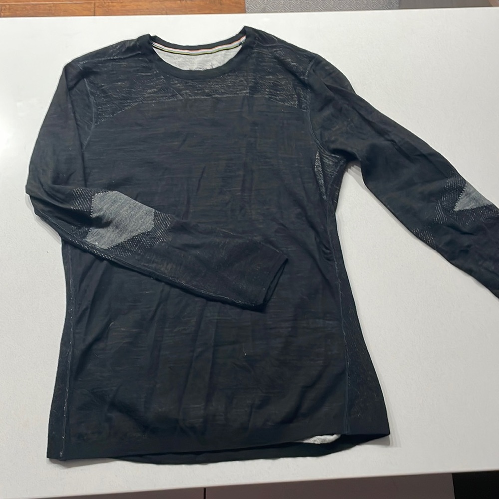 Black Smartwool intraknit base layer